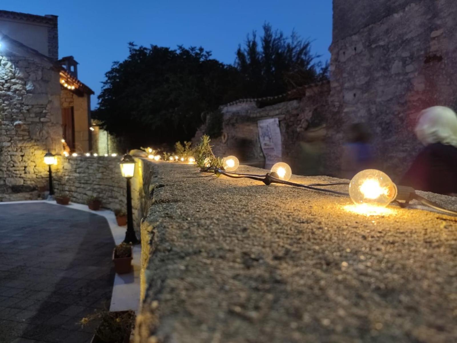 Albergo Diffuso Il Mandorlo Baressa Bagian luar foto